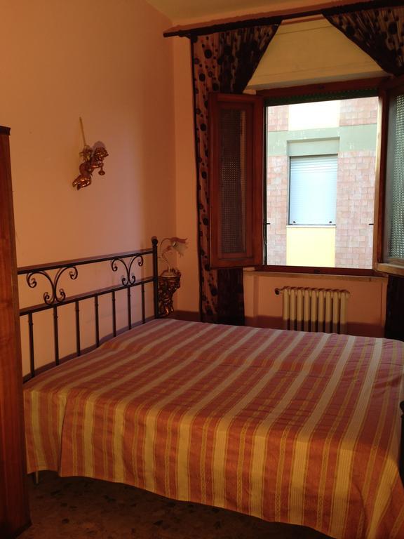 Hotel Stanza Bellaria à Pontedera Chambre photo