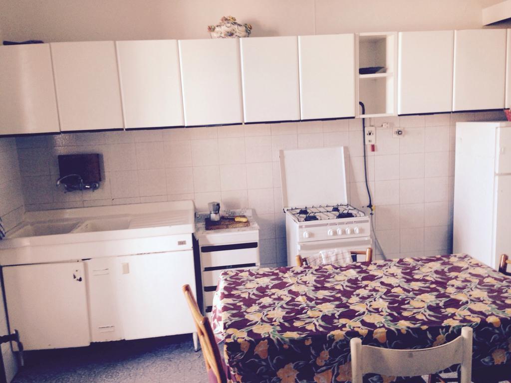 Hotel Stanza Bellaria à Pontedera Extérieur photo